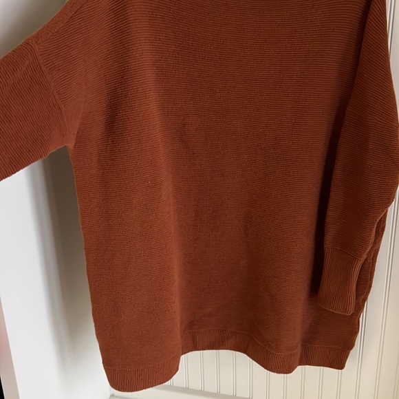 Free People Ottoman tunic sweater size small in the color Sienna - Picture 5 of 8